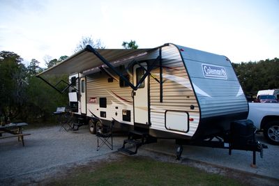 Large travel trailer camper for rent in Central Florida   