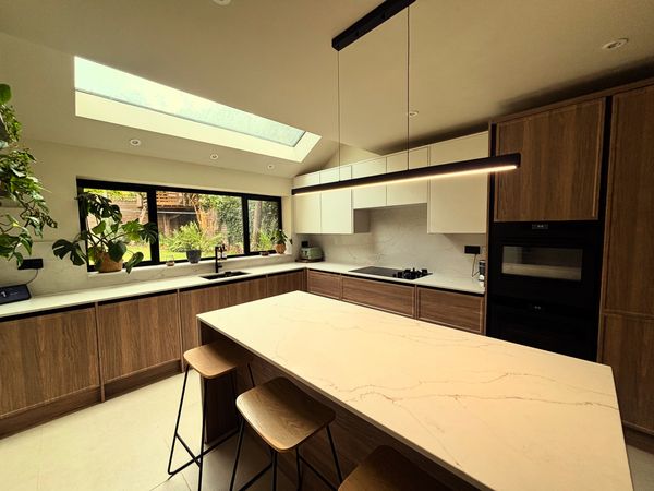 Open-Plan Japandi Kitchen–Diner