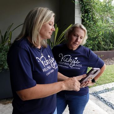 home management team scheduling vendors for client