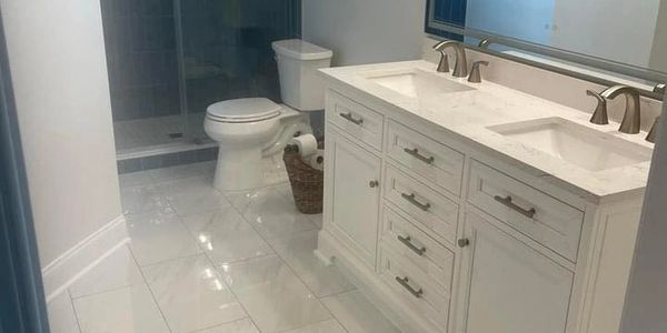 After of a complete master bathroom renovation 