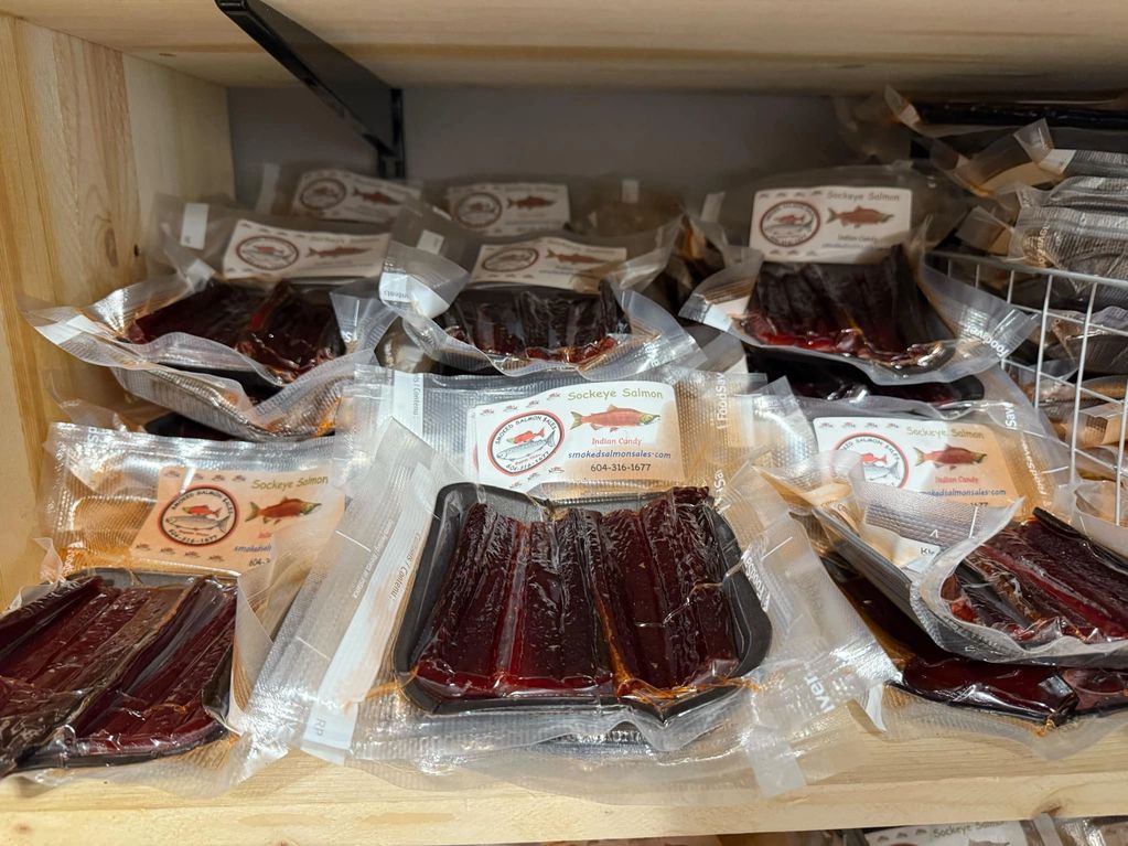 The shelves are stocked!
Indian Candy (Sockeye)
Pepper Smoked Sockeye
Pepper Smoked Spring