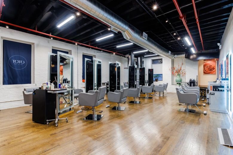Toto Hair