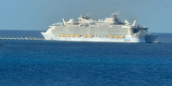 Cruise ship Wonder of the Seas at sea.