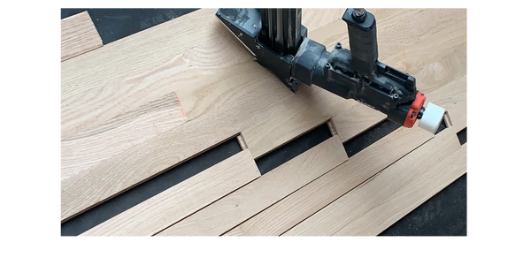 installation of hardwood floors, parquet, solid wood and wood floor.
