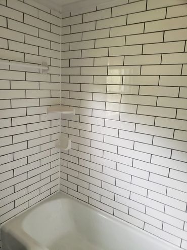 Shower tile installation, tub surround 