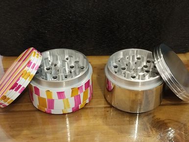 MEDIUM METAL GRINDER