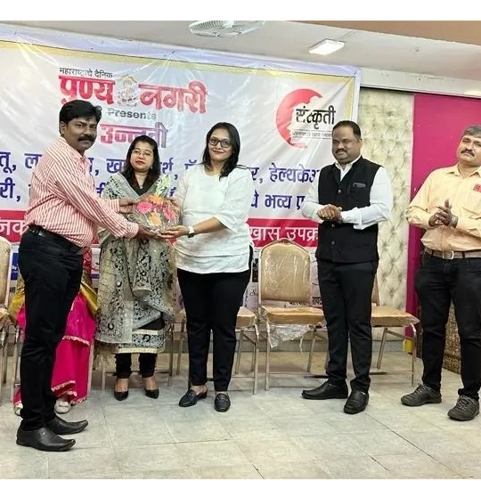 Punayanagari Sanskriti Expo Felicitated Dr Deepa Shah, Consultant Homeopath, Dermato Aesthetician 
