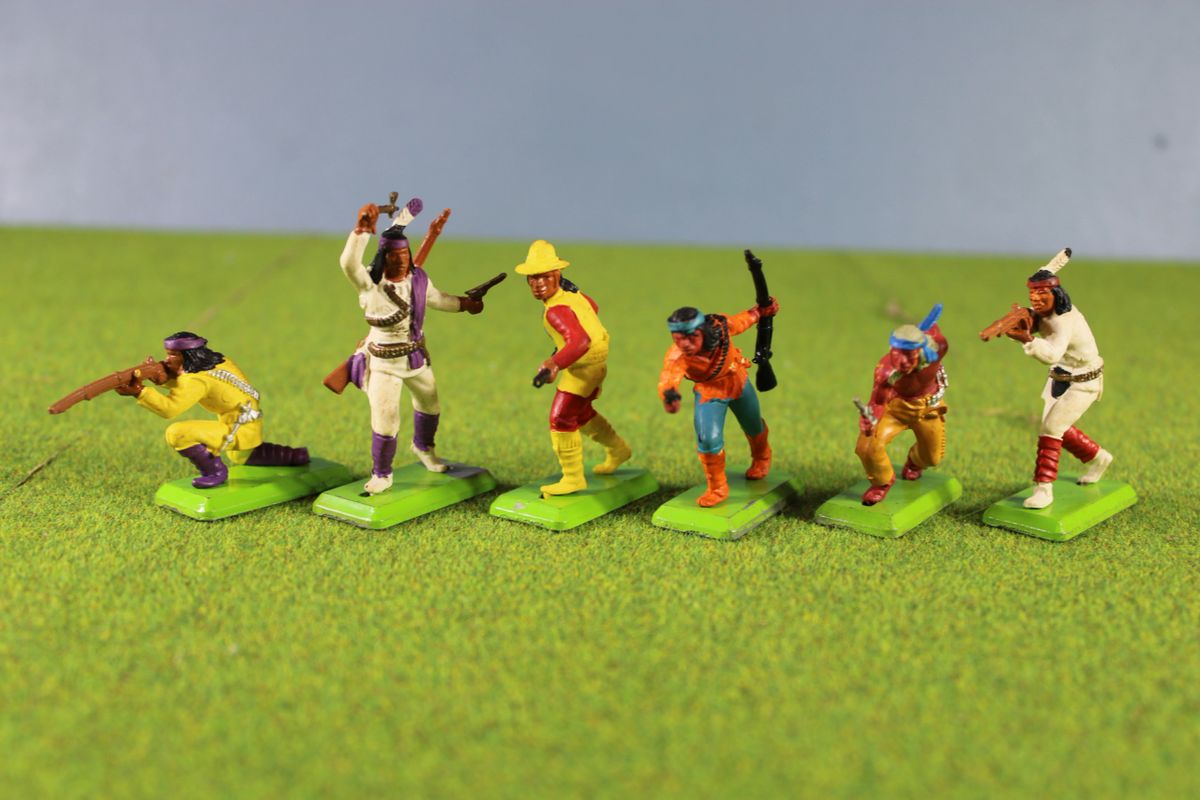 Lot - Britains / Britains Deetail - A collection of loose Britains Deetail 1:32 plastic metal