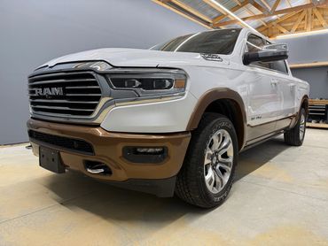 Dodge Ram - Brown Accent wrap