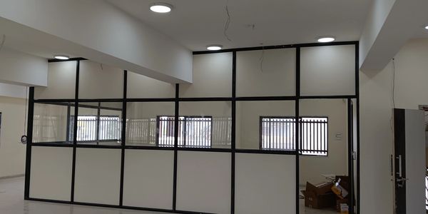 Office aluminium partition