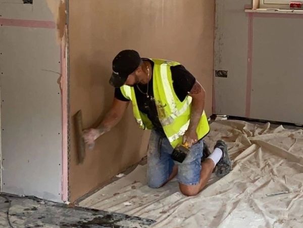 dry lining in Swindon Wiltshire. plastering in Swindon