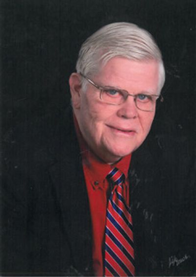 Chuck Beemer is a native of Crawfordsville, CHS-Class of 1958.  He is a retired attorney and author.