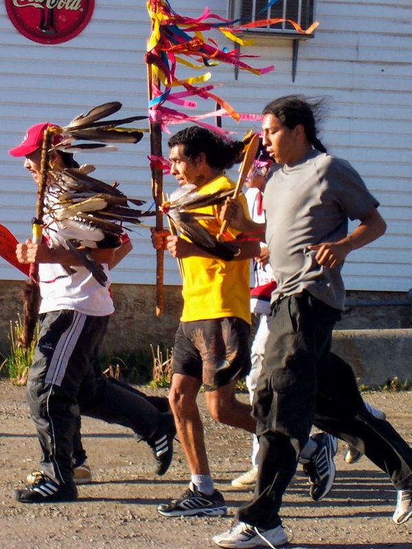 Intertribal running: 2004 pic of runners from the Yukon, New Mexico, and central Mexico.