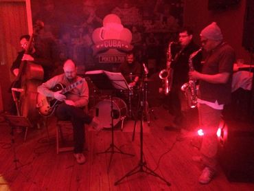 Show no Cuba Poker & Pub
