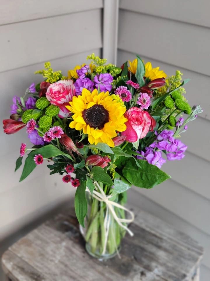 Vibrant Wishes Bouquet