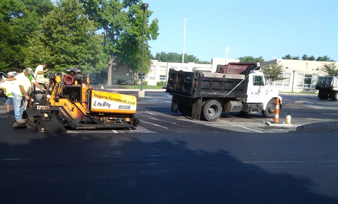 Hot Mix Asphalt Pavement Made Easy