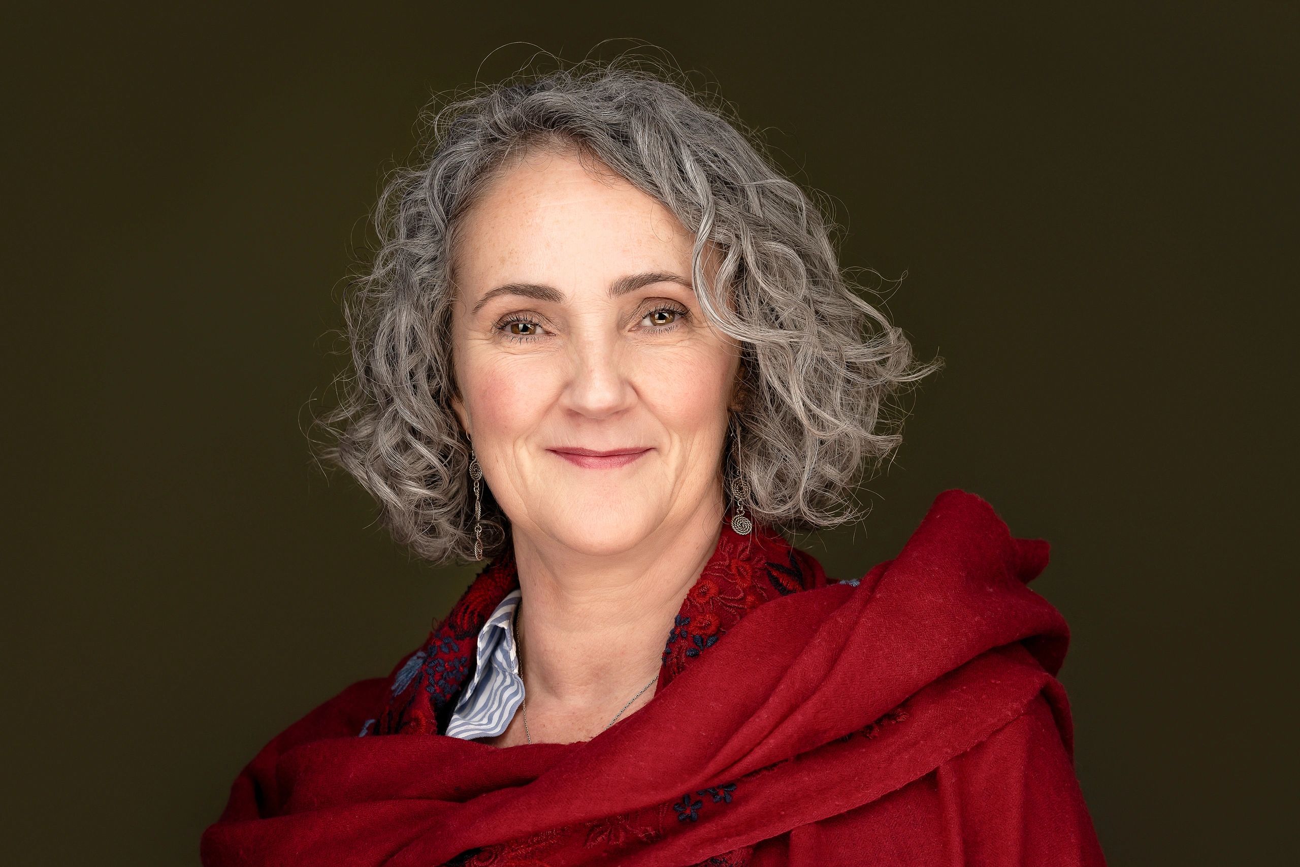 Kate Low Counsellor Therapist Cambridge Psychotherapeutic Counselling | Smiling, warm and friendly 