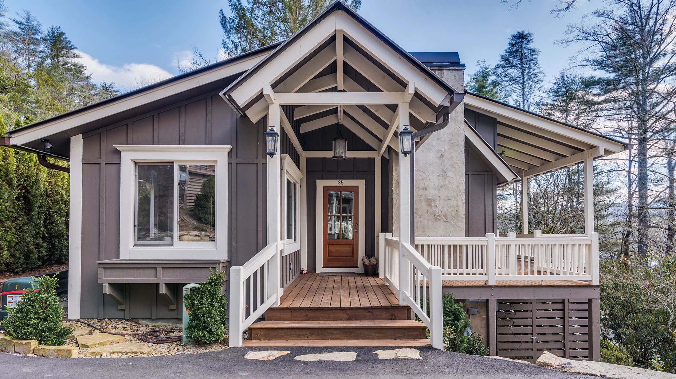 Cozy Cottage in Cashiers, NC Vacation Rental, Vacation Cottage