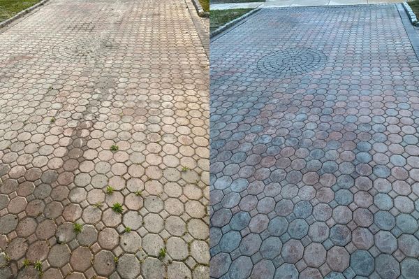 Driveway Cleaning with pressure washer in Massapequa, New york