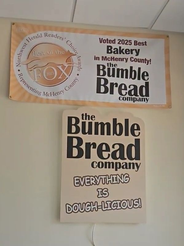 the Bumble Bread company in downtown McHenry. IL Green St.