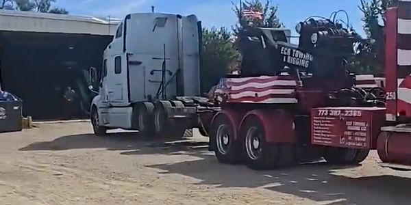 ECR TRUCK SERVICES INC — CRYSTAL LAKE, IL Towing a Semi