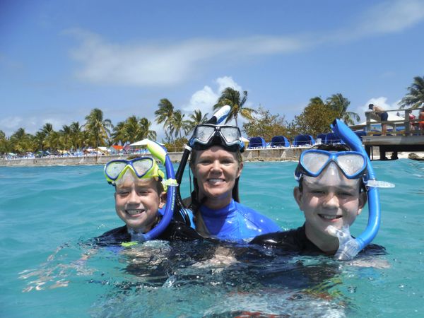 Snorkeling Eleuthra Island, Bahamas