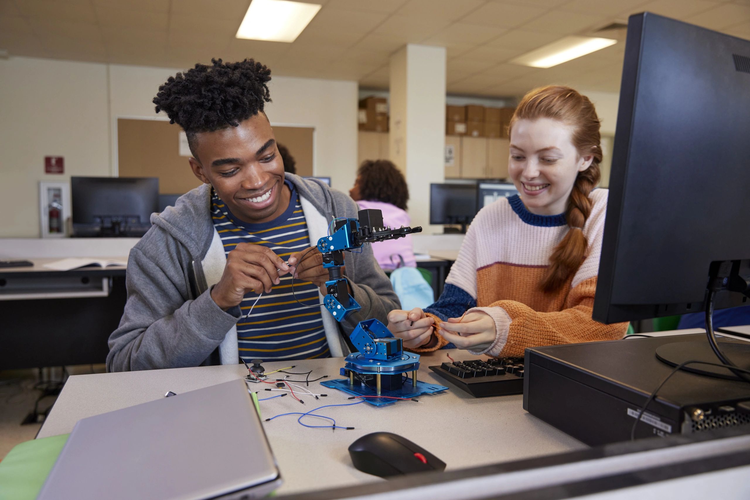 Broadening the Invitation to Computer Science
