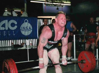 Powerlifting record-setting deadlift