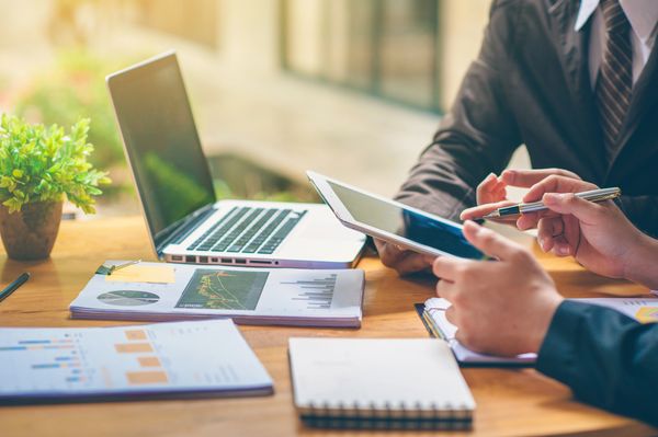 Business people are analyzing and planning business