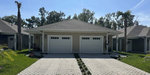 Firished 3 bdrm / 2 bath Villa