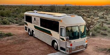 Rollin homies Bus conversion and mobile solar installations