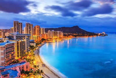 Hilton Hawaiian Village Waikiki – Family Deal – Travelin with Theresa