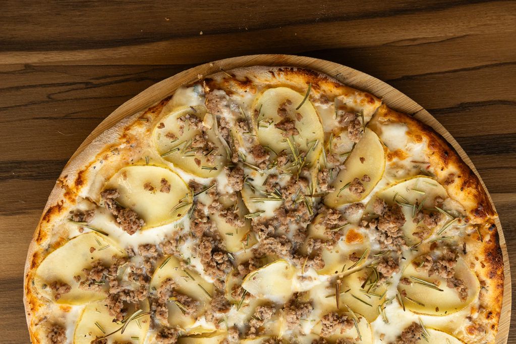 Santo Padre, Salsa Bechamel, Papas En Rodajas y carne molida