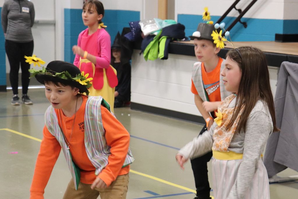 Johnston Elementary Playground Stage