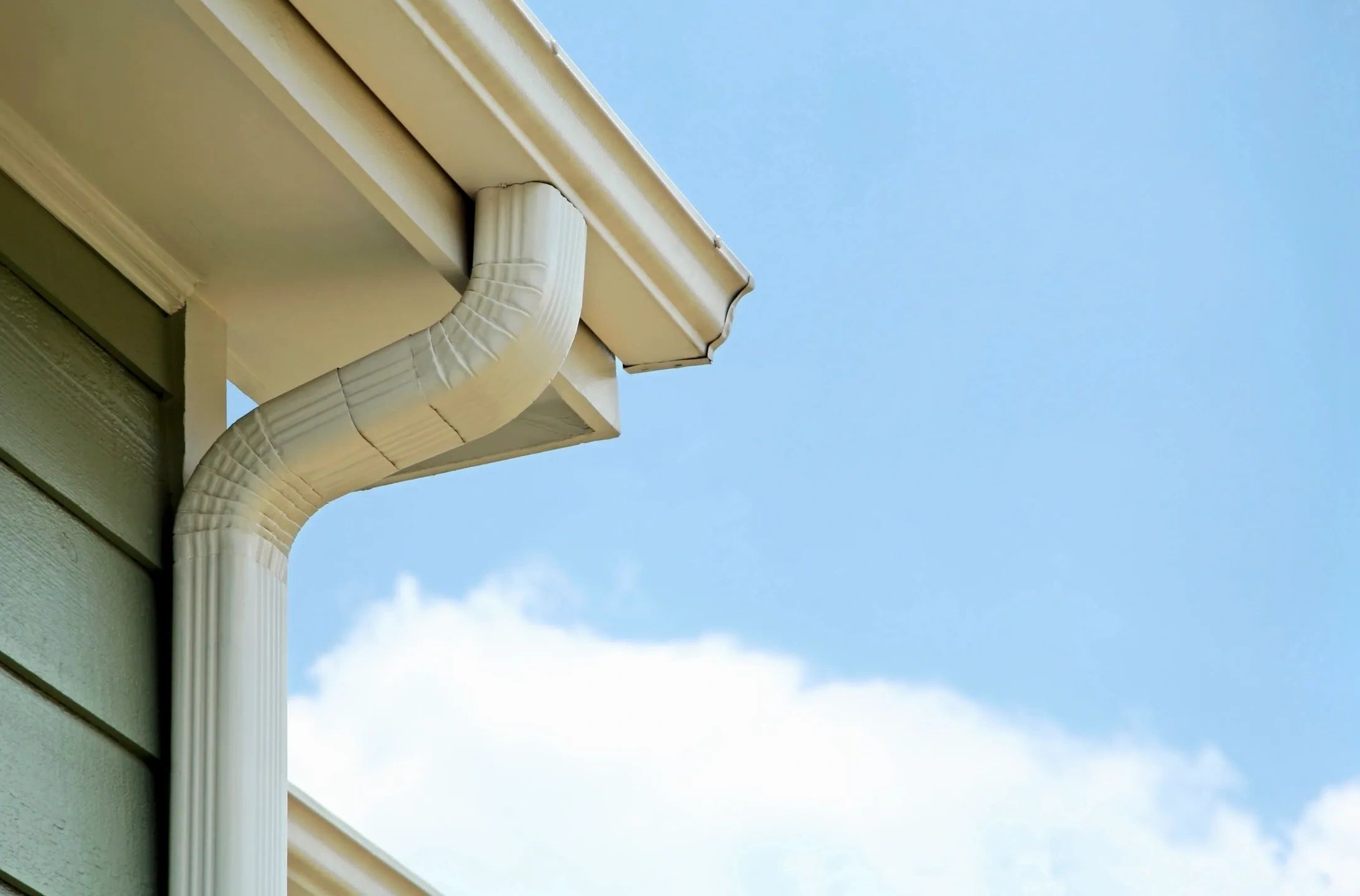 Best Seamless Gutter Installers Gutter Contractor