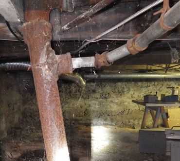 Plomberie en acier rouillée