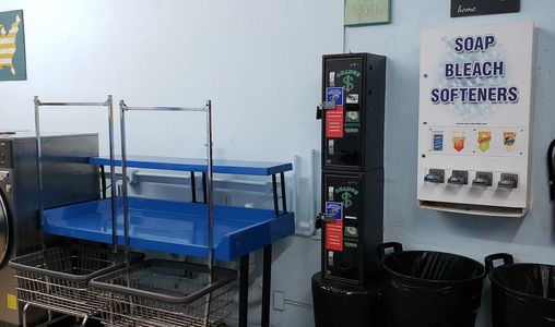 Laundromat - Coin Laundry '' Boca Laundrymax