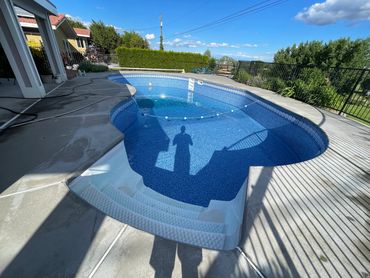 New liner Replaced after pool liner was old and leaking  