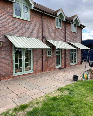 Italia Slim Sun shade Awnings