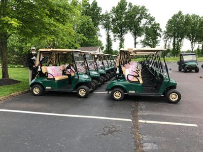 The carts with the welcome bags thanks to our Welcome Bags Sponsors.