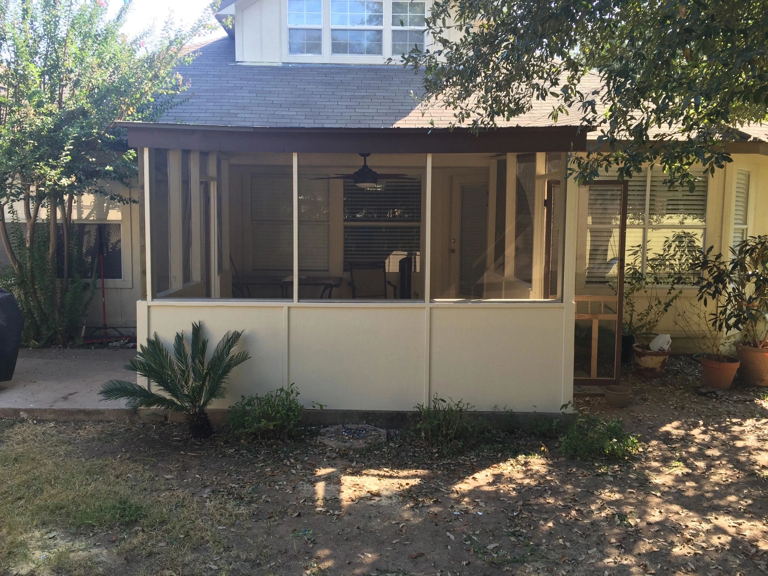 SCREENED PORCH