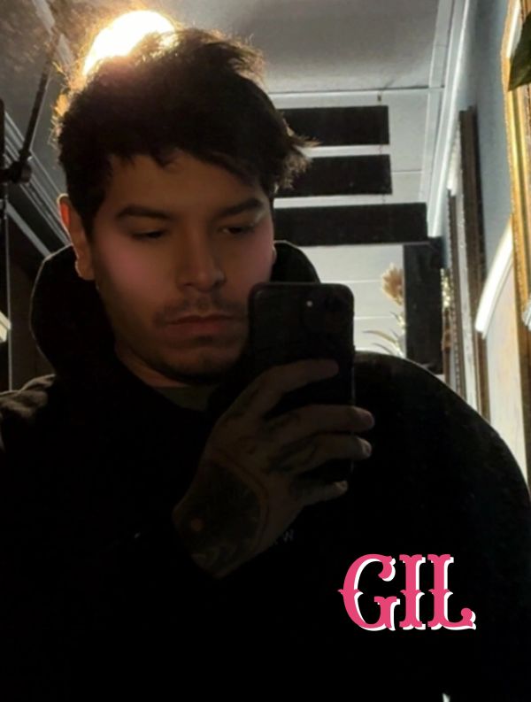 Gil, tattoo artist