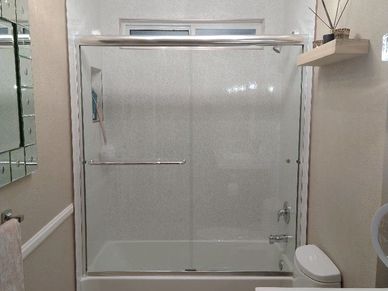 Picture of sliding shower enclosure