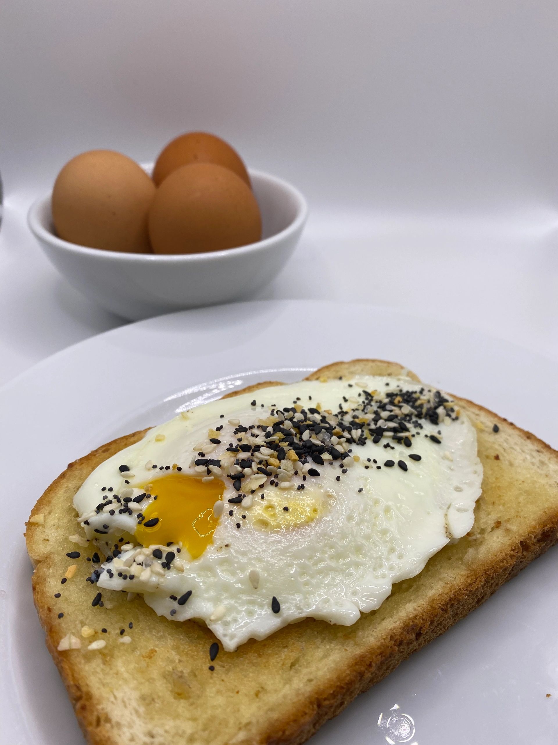 Everything Bagel Eggs