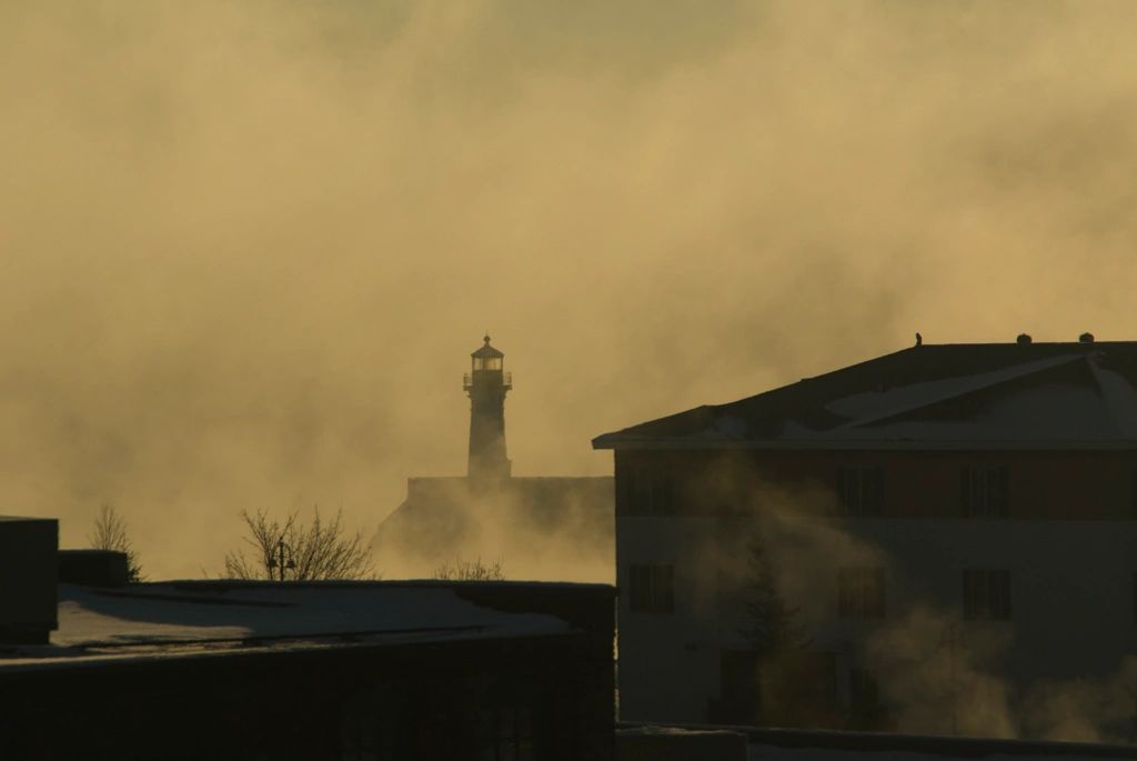 01lighthouse.jpg