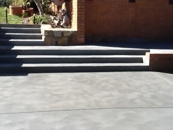 Coloured concrete