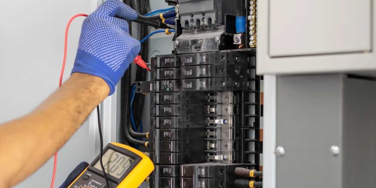 Electrical troubleshooting in Atlanta by Breaker Brothers Electric