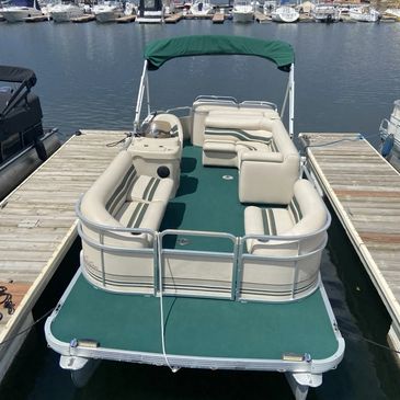 Premium 21' P Pontoon



