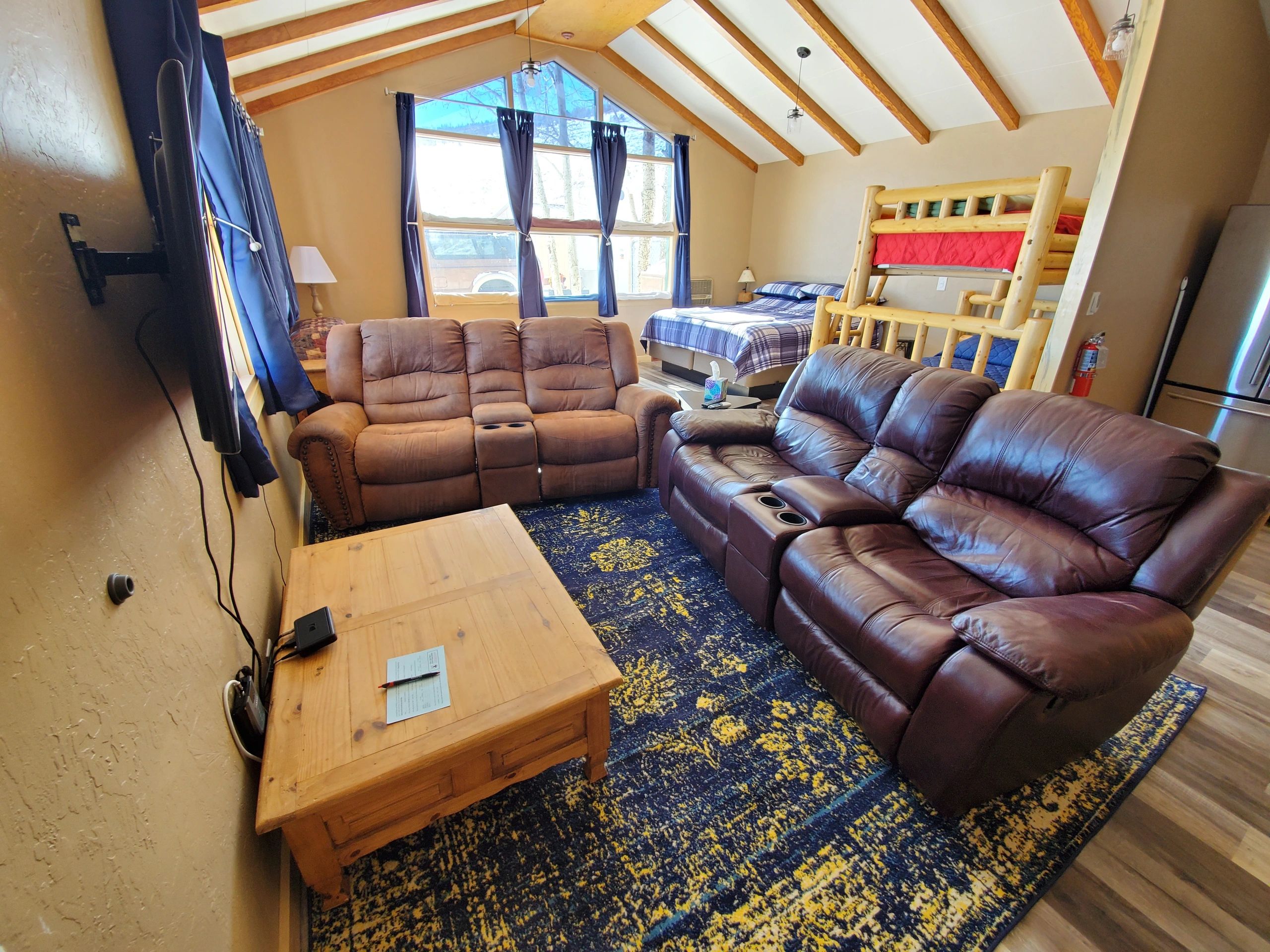 Lake John Resort — gallery preview 3