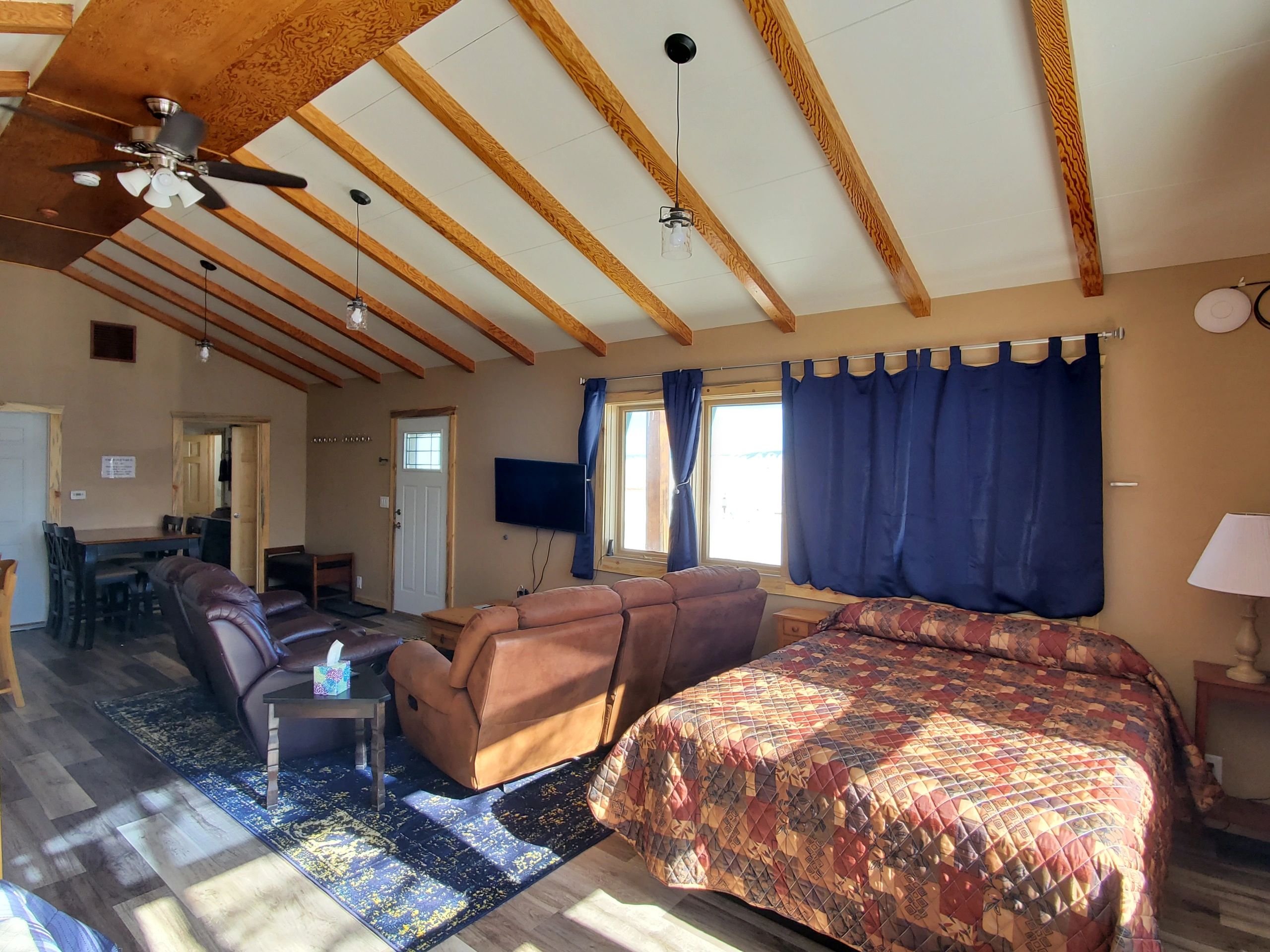 Lake John Resort — photo 36 of 45